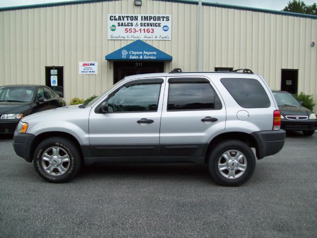 Ford Escape 2004 photo 8