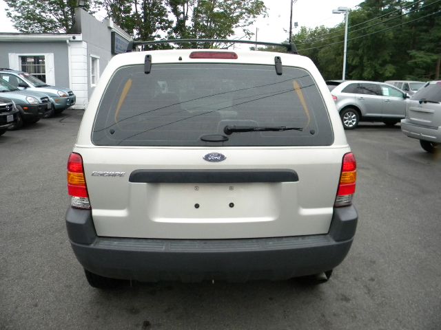 Ford Escape XLS SUV