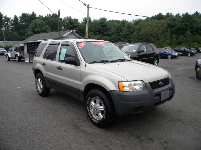 Ford Escape 2004 photo 3