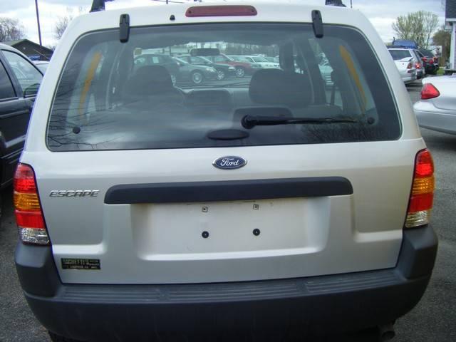 Ford Escape 2004 photo 3