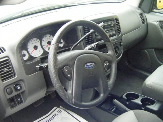 Ford Escape 2004 photo 5