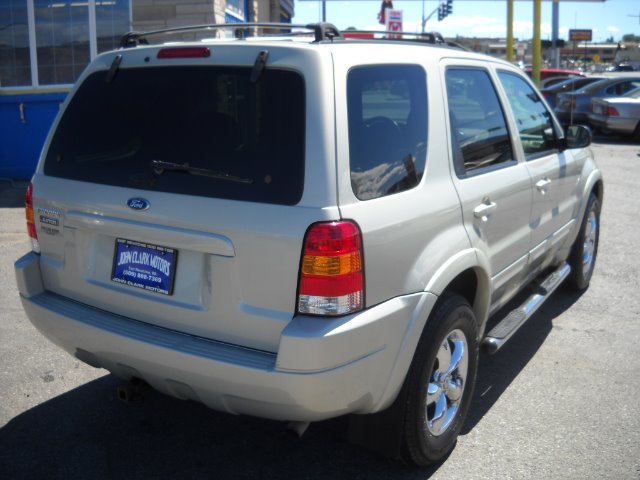 Ford Escape Super SUV