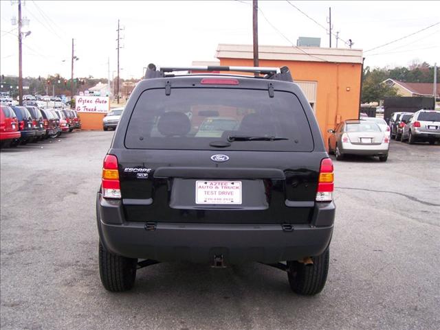 Ford Escape 2004 photo 3