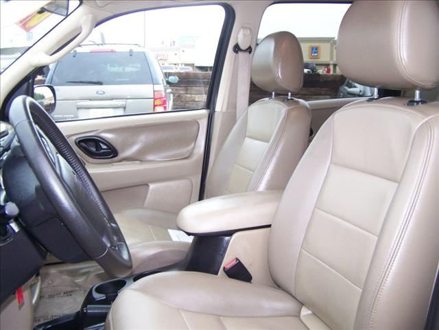 Ford Escape 2004 photo 4