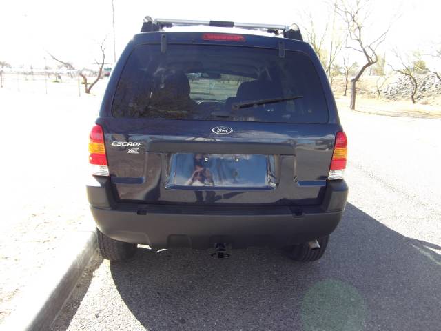 Ford Escape 2004 photo 3