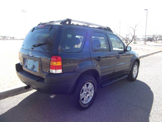 Ford Escape 2004 photo 4