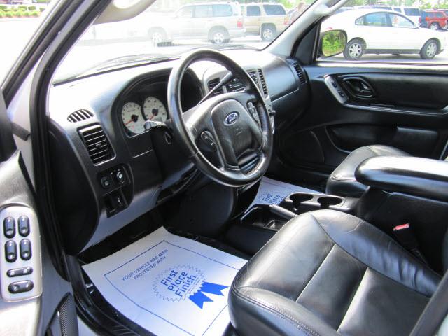 Ford Escape 2004 photo 4