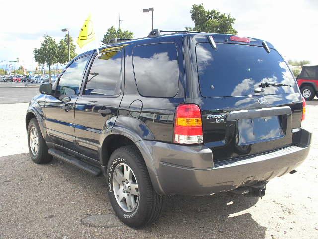 Ford Escape 2004 photo 2