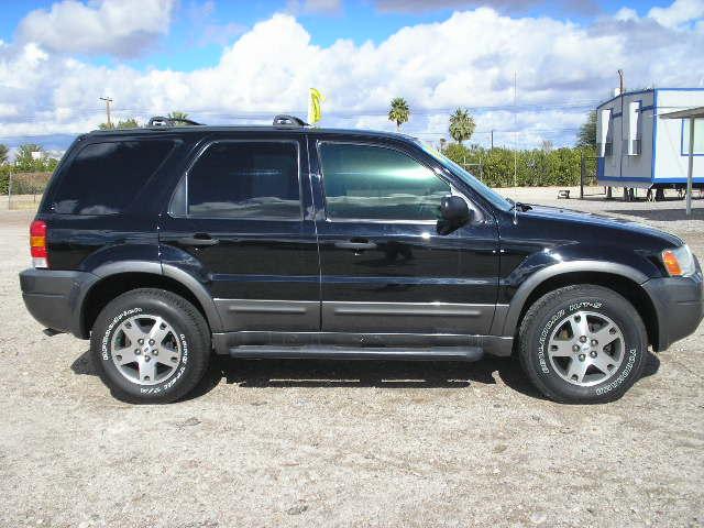 Ford Escape 2004 photo 3