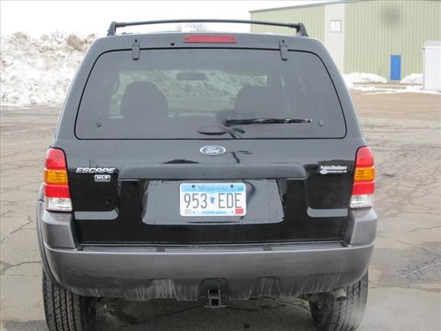 Ford Escape 2004 photo 3