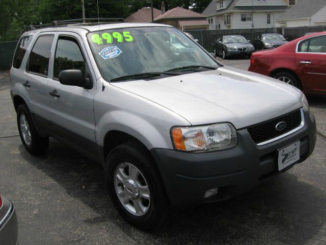 Ford Escape 2004 photo 1