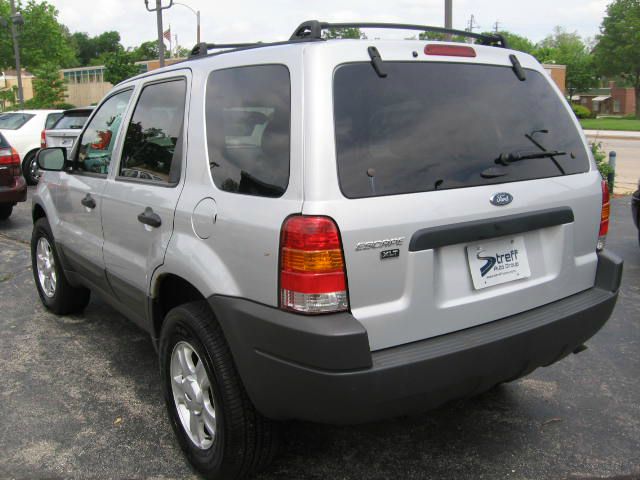 Ford Escape 2004 photo 3