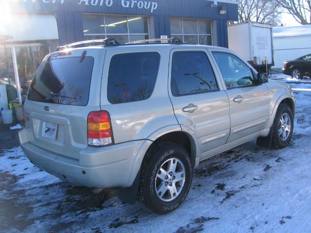 Ford Escape 2004 photo 4