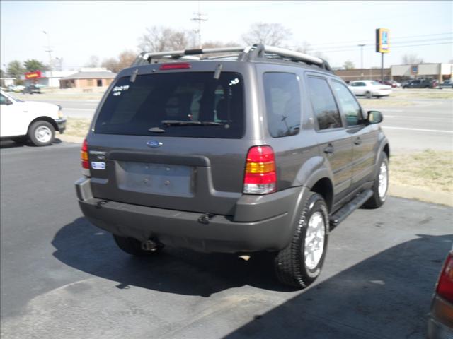 Ford Escape ESi Sport Utility