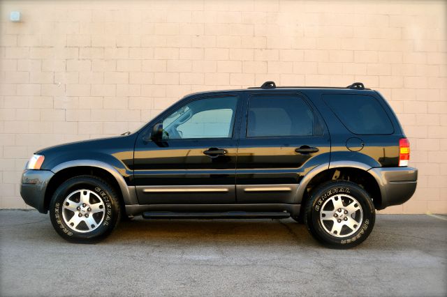 Ford Escape 2004 photo 3