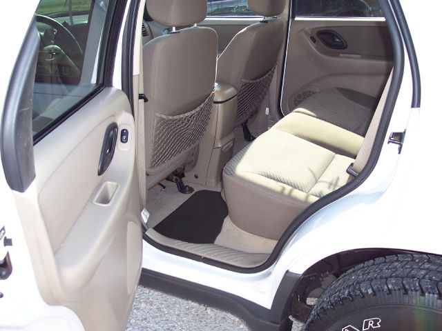 Ford Escape 2004 photo 7