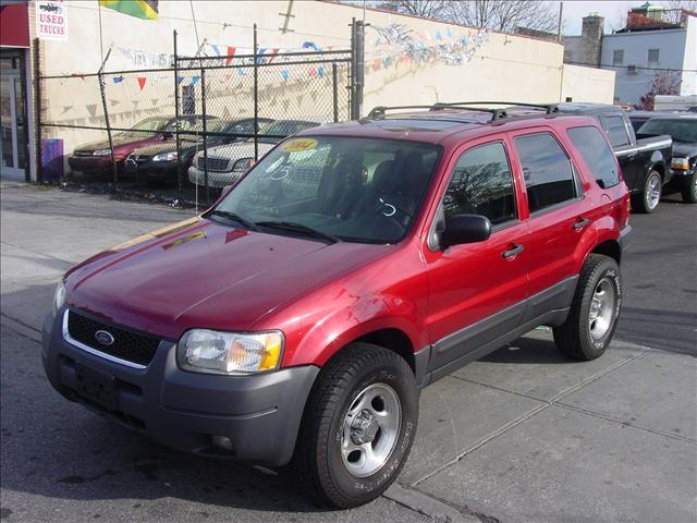 Ford Escape 2004 photo 1