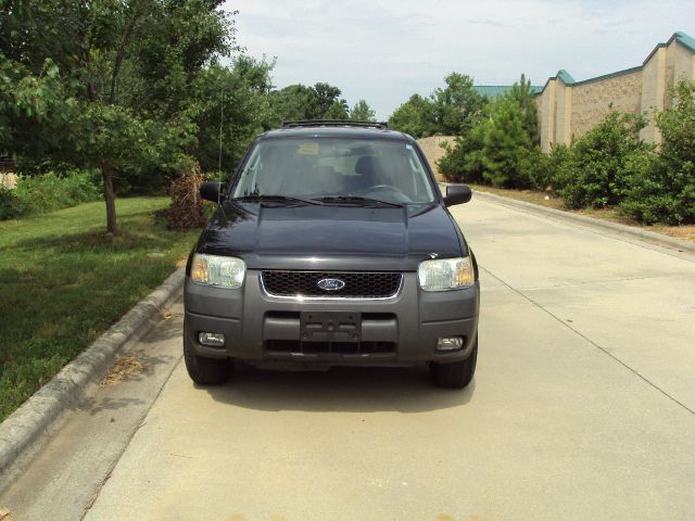 Ford Escape 2004 photo 3