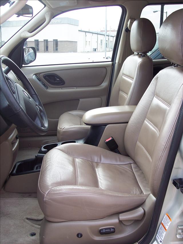 Ford Escape 2004 photo 4