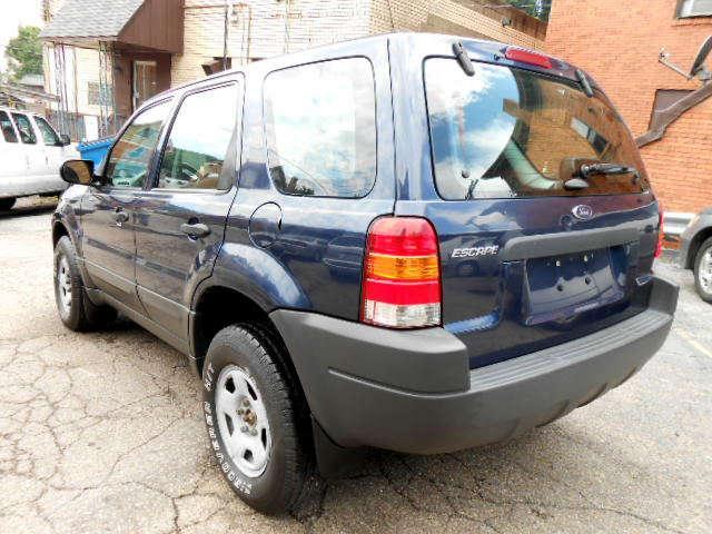 Ford Escape 2004 photo 4