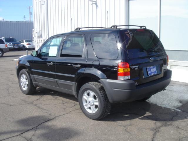 Ford Escape 2004 photo 3