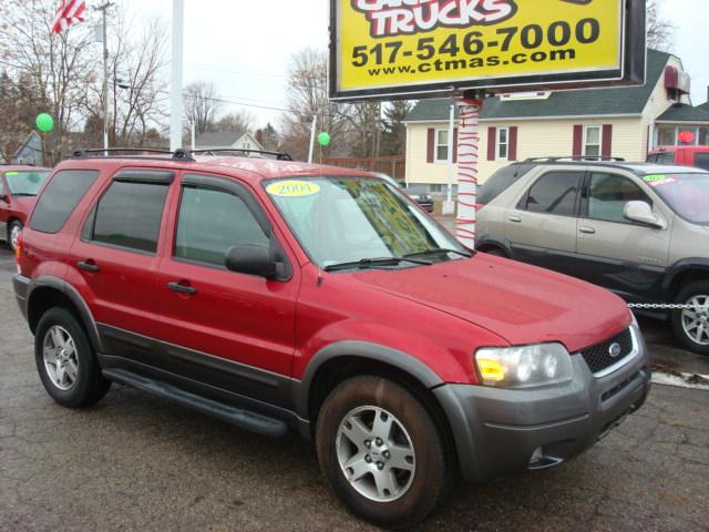 Ford Escape 2004 photo 1