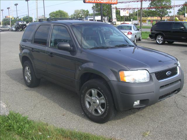 Ford Escape 2004 photo 2