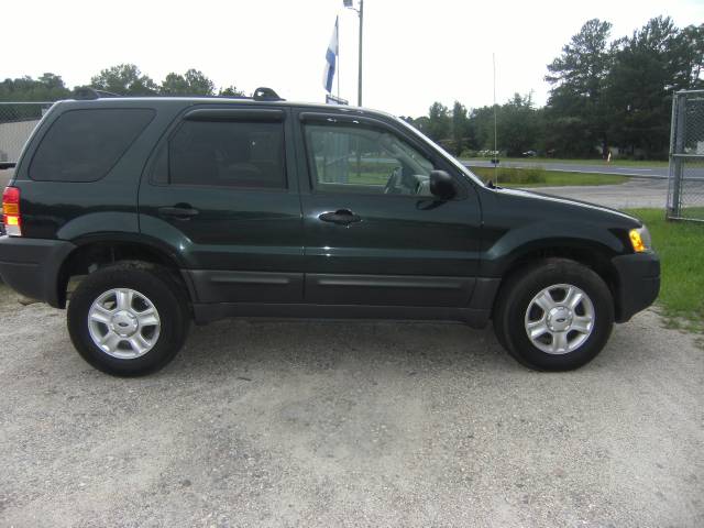 Ford Escape 2004 photo 0