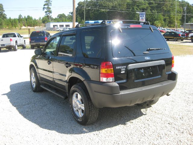 Ford Escape 2004 photo 1