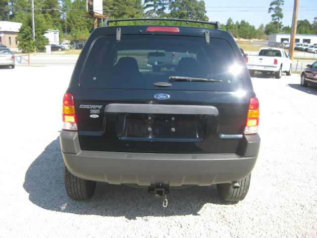 Ford Escape 2004 photo 4