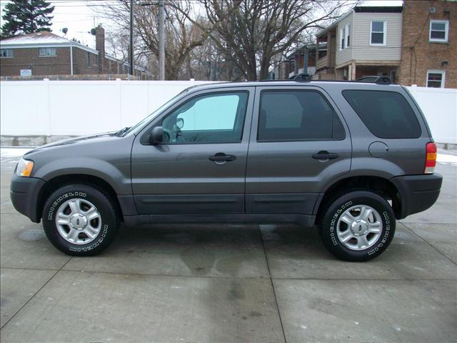 Ford Escape 2004 photo 1