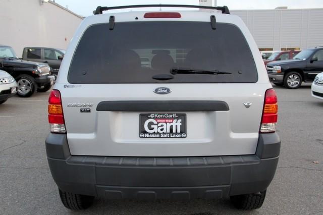 Ford Escape 2005 photo 4