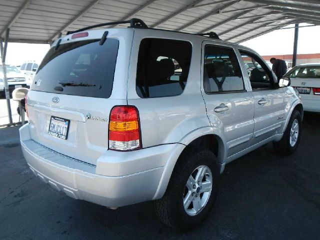 Ford Escape 2005 photo 7