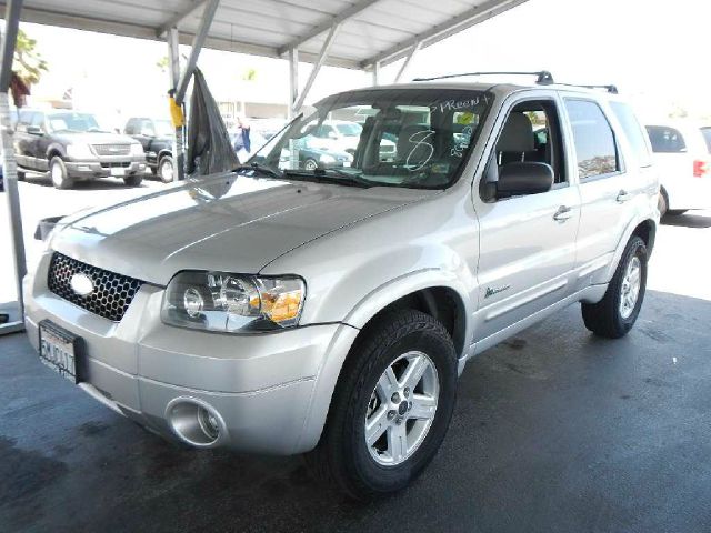 Ford Escape 2005 photo 9