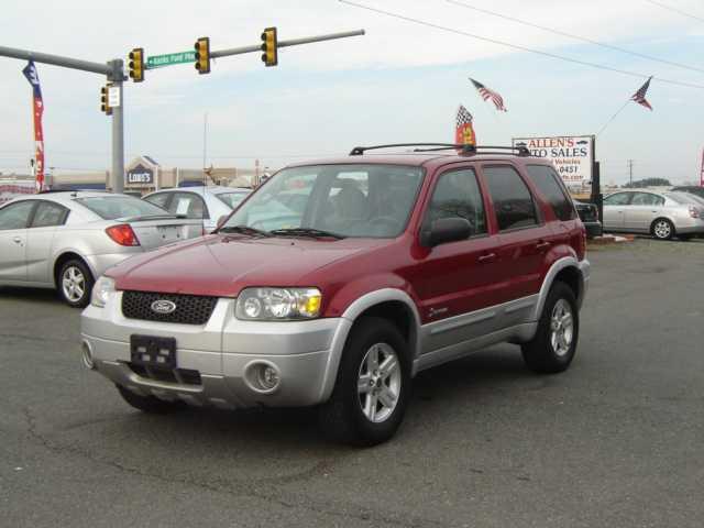 Ford Escape 2005 photo 3