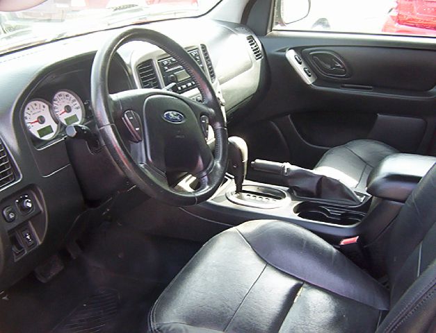 Ford Escape 2005 photo 4