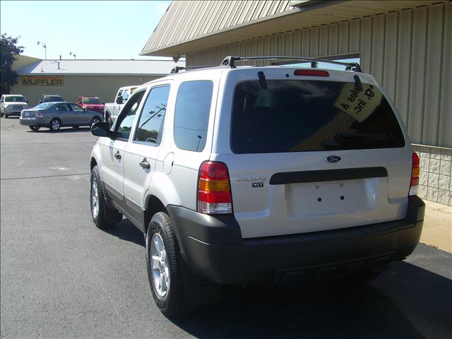 Ford Escape 2005 photo 3