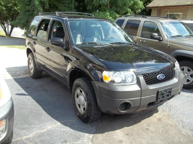 Ford Escape 2005 photo 3