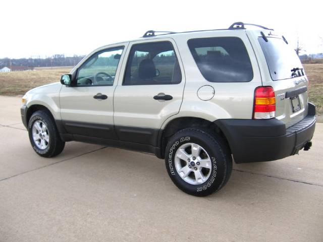 Ford Escape 2005 photo 4