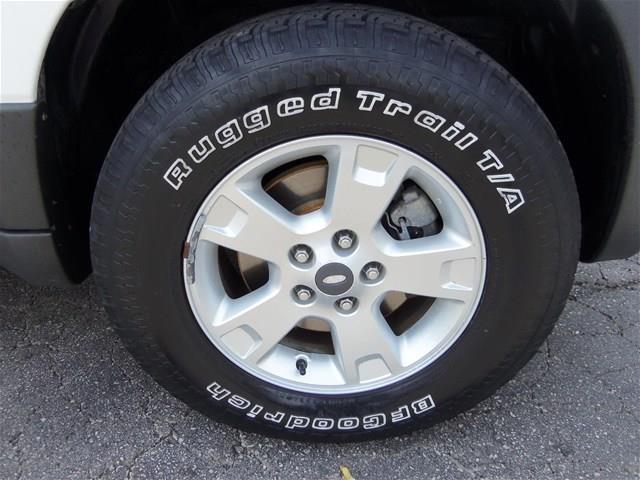 Ford Escape 2005 photo 5