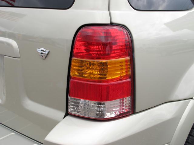 Ford Escape 2005 photo 3