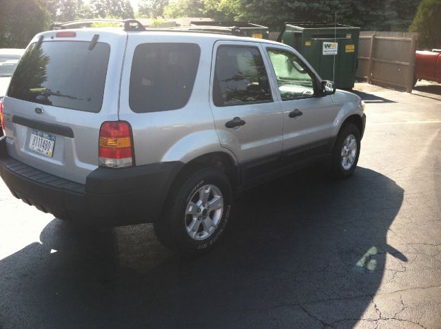 Ford Escape 2005 photo 10