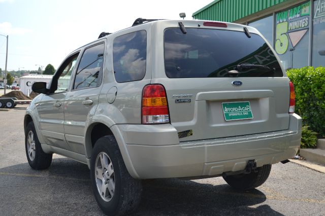 Ford Escape 2005 photo 1