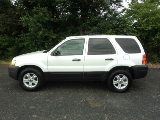 Ford Escape 2005 photo 4