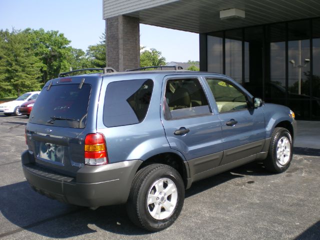 Ford Escape ESi SUV