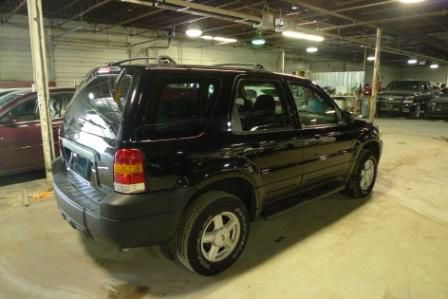 Ford Escape 2005 photo 2