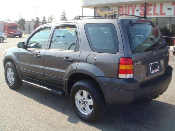 Ford Escape 2005 photo 4