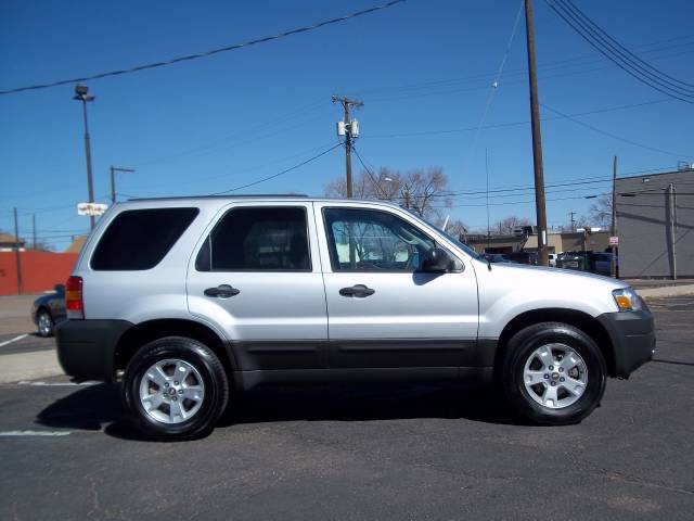 Ford Escape 2005 photo 3