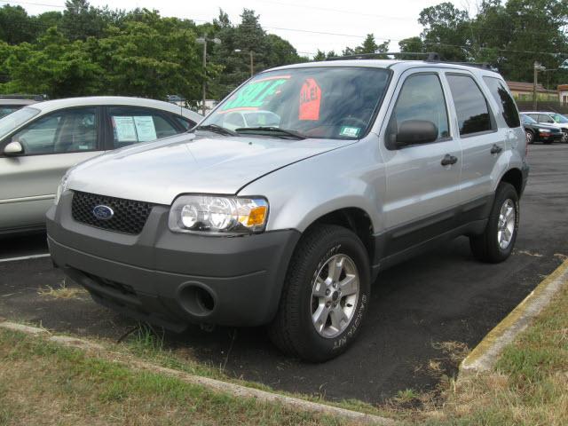 Ford Escape ESi Sport Utility