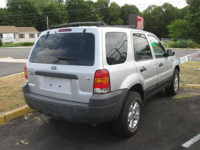 Ford Escape 2005 photo 3